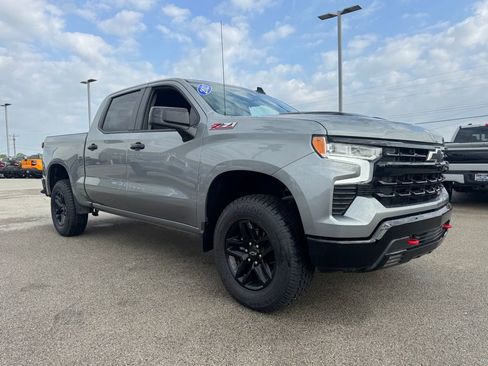 Used 2023 Chevrolet Silverado 1500 LT Trail Boss AWD/4WD image 9