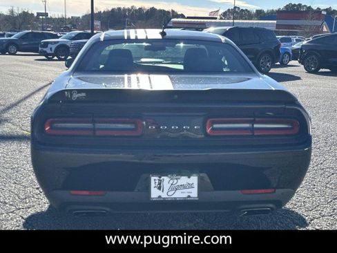 Used 2019 Dodge Challenger R/T Scat Pack w/ Shaker Package image 6