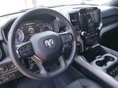 Used 2024 RAM 1500 Big Horn AWD/4WD image 21