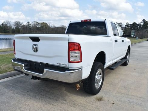 Used 2022 RAM 2500 Tradesman w/ Chrome Appearance Group image 4