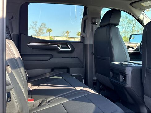 Used 2022 Chevrolet Silverado 1500 RST w/ All Star Edition Plus image 9