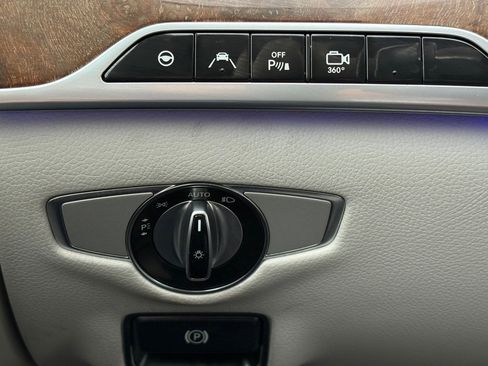 Used 2015 Mercedes-Benz S 550 Sedan image 20