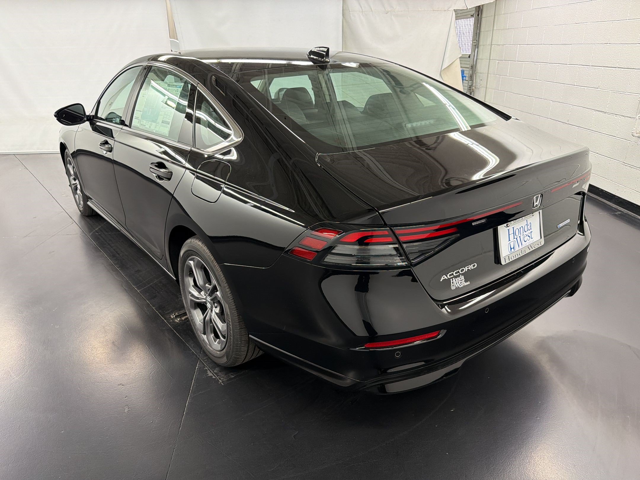 New 2026 Honda Accord EX-L image 3