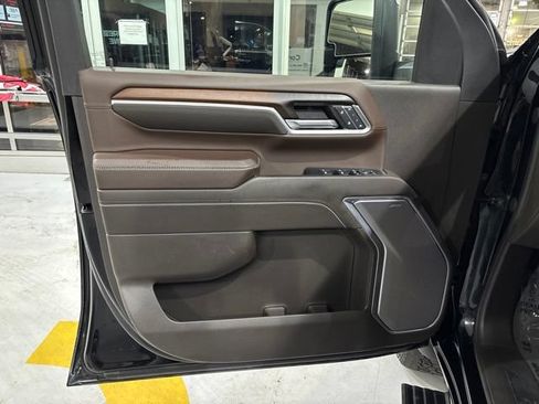 Used 2024 GMC Sierra 2500 Denali w/ Denali Reserve Package AWD/4WD image 15