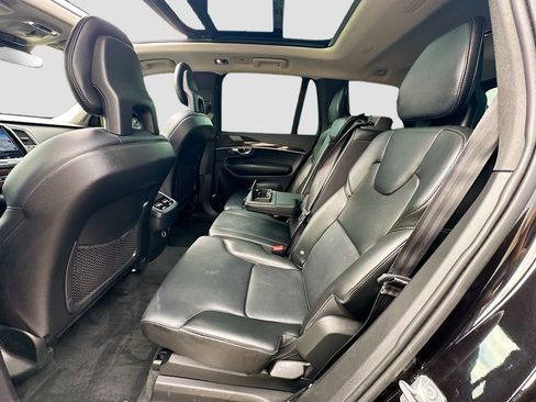 Used 2018 Volvo XC90 T5 Momentum w/ Convenience Package AWD/4WD image 29