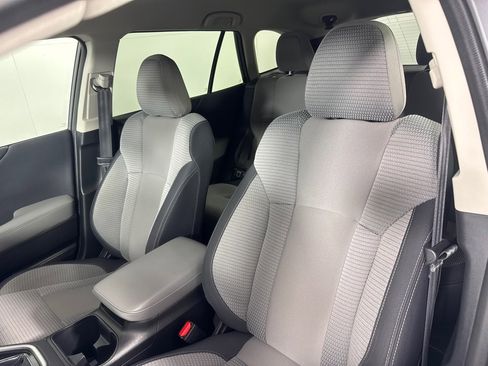 Used 2023 Subaru Outback Premium image 15