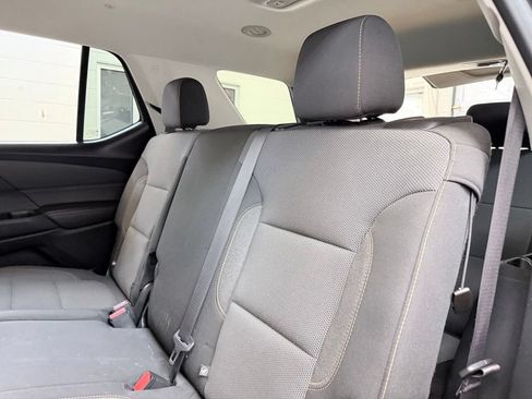 Used 2020 Chevrolet Traverse LT FWD image 24