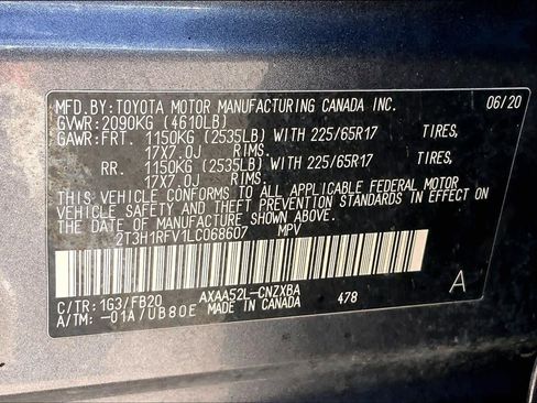 Used 2020 Toyota RAV4 LE FWD image 37