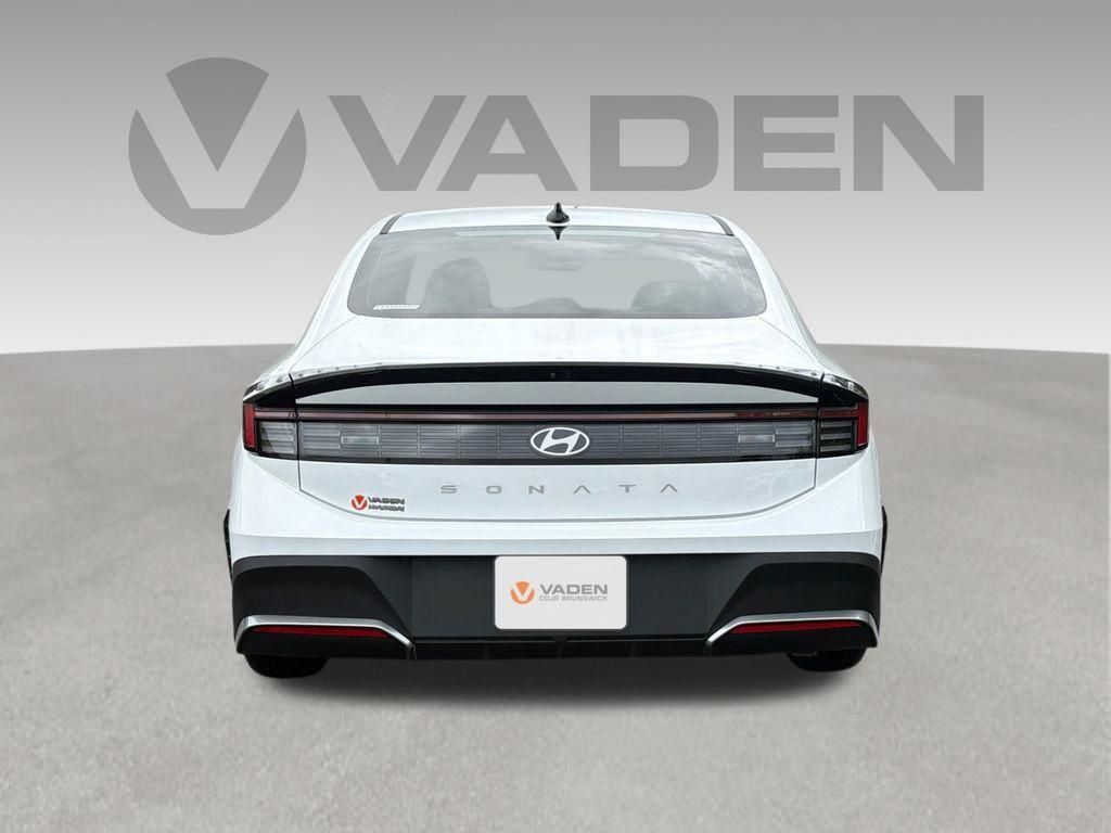 New 2025 Hyundai Sonata SE FWD image 20
