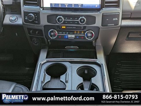 Used 2022 Ford F250 Lariat w/ Black Appearance Pkg AWD/4WD image 18