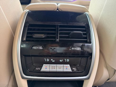 Used 2020 BMW X5 sDrive40i w/ Premium Package image 32