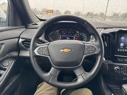 Certified 2023 Chevrolet Traverse LT image 17