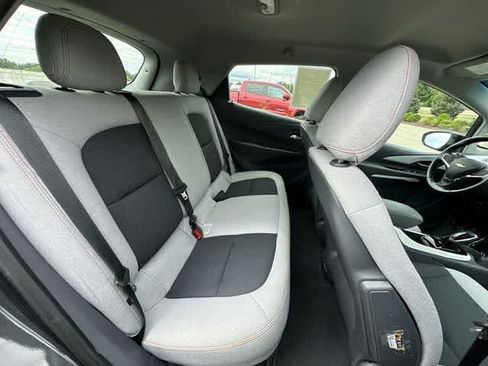 Used 2021 Chevrolet Bolt LT FWD image 23