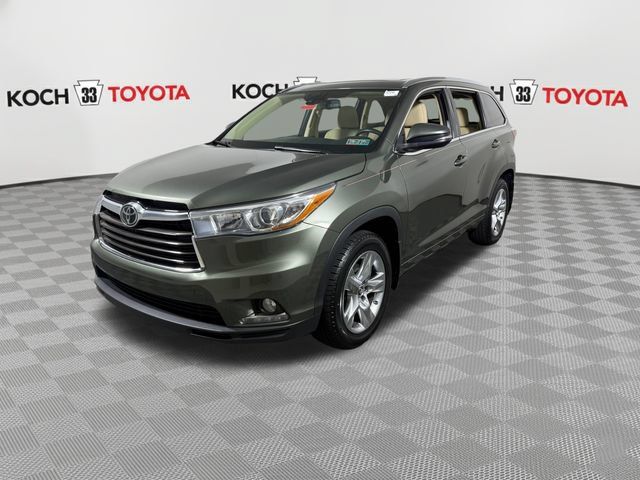 Used 2016 Toyota Highlander Limited Platinum AWD/4WD image 3