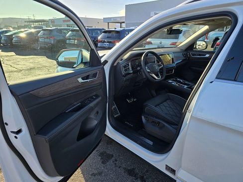 New 2026 Volkswagen Atlas SEL Premium R-Line image 21