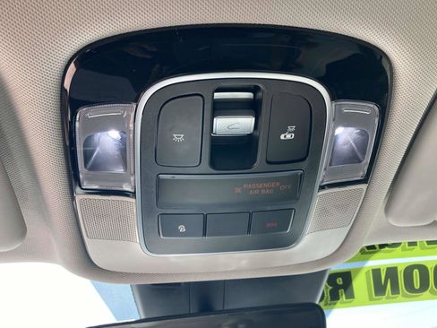 Used 2022 Hyundai Tucson Limited image 29