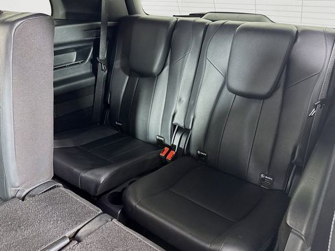 Certified 2021 Mercedes-Benz GLB 250 4MATIC image 9