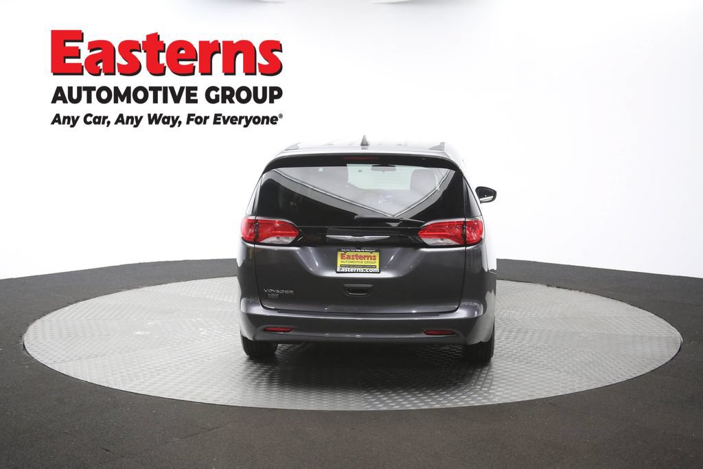 Used 2022 Chrysler Voyager LX FWD image 37