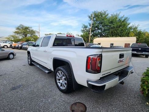 Used 2017 GMC Sierra 1500 Denali image 5