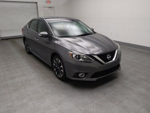 Used 2019 Nissan Sentra SR FWD image 13
