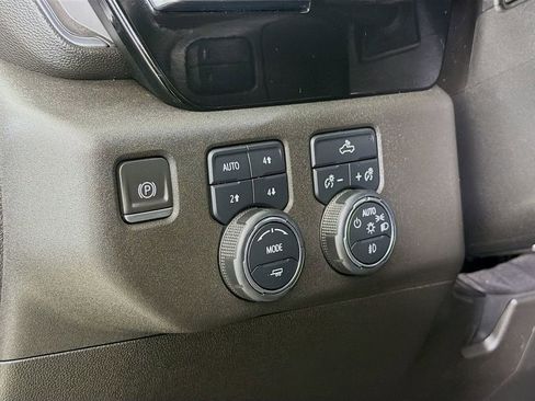 Used 2023 Chevrolet Silverado 1500 RST image 12