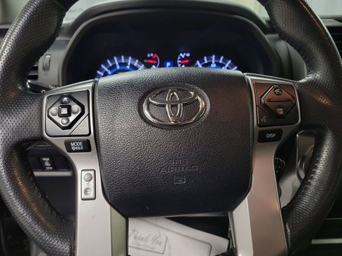 Used 2018 Toyota 4Runner SR5 image 17