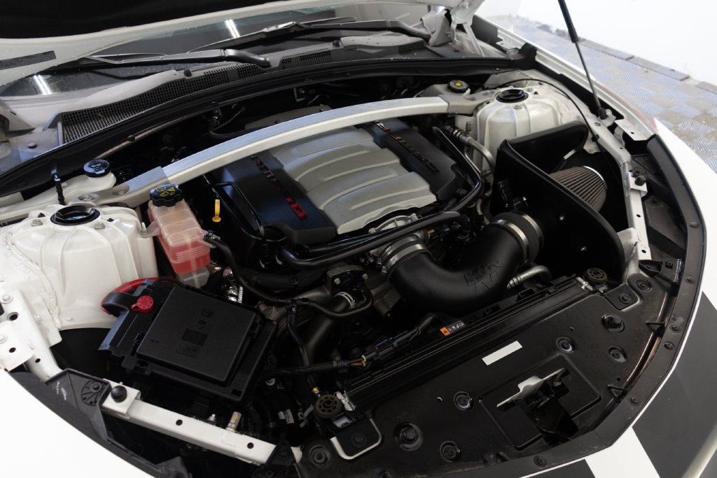 Used 2018 Chevrolet Camaro SS RWD image 36