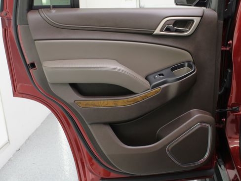 Used 2019 GMC Yukon Denali w/ Denali Ultimate Package image 44