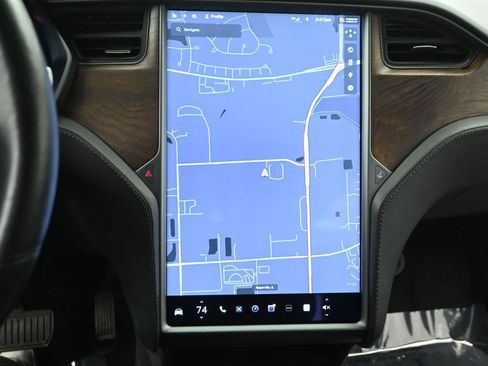 Used 2020 Tesla Model X Long Range image 13