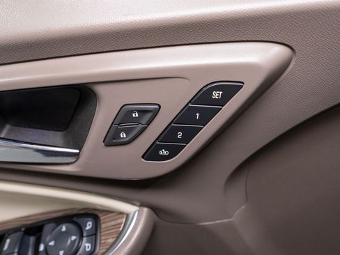 Used 2023 Chevrolet Malibu LT FWD image 13
