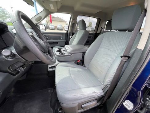Used 2018 RAM 1500 Classic SLT AWD/4WD image 10