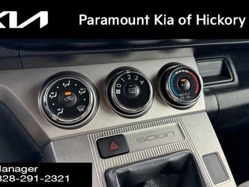 Used 2014 Scion xB image 9