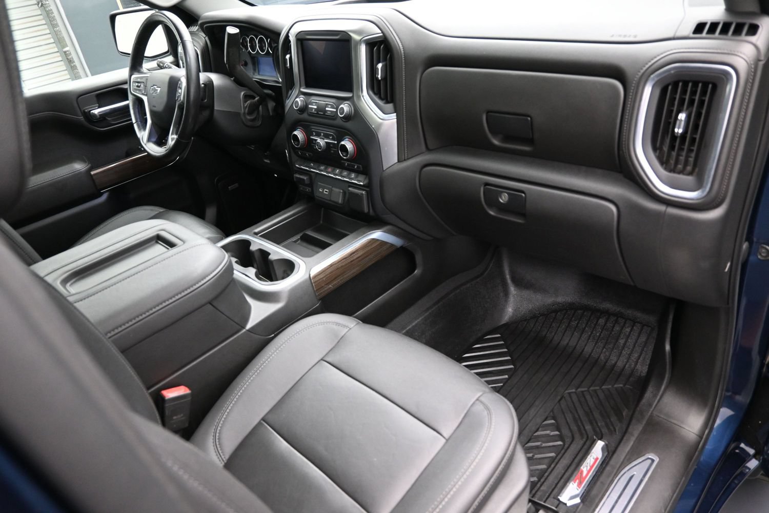 Used 2022 Chevrolet Silverado 1500 LT Trail Boss w/ Convenience Package II AWD/4WD image 41