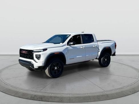 Used 2023 GMC Canyon Elevation w/ Trailering Package AWD/4WD image 4
