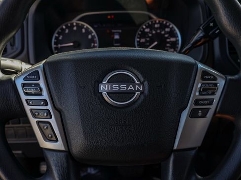 Used 2023 Nissan Titan SV image 24