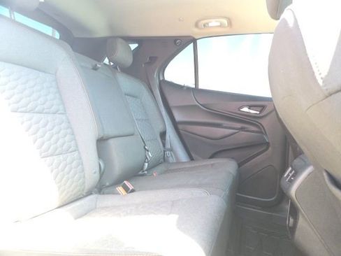 Used 2018 Chevrolet Equinox LT AWD/4WD image 11