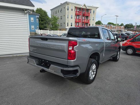 Used 2023 Chevrolet Silverado 1500 LT AWD/4WD image 6