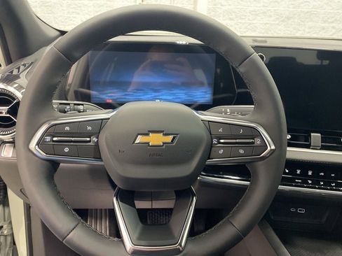 New 2026 Chevrolet Equinox LT w/ Safety and Technology Package image 24