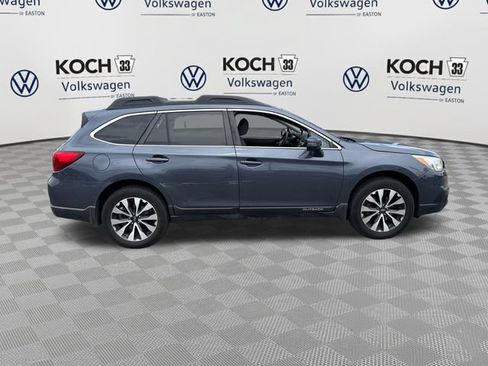 Used 2017 Subaru Outback 2.5i Limited AWD/4WD image 9
