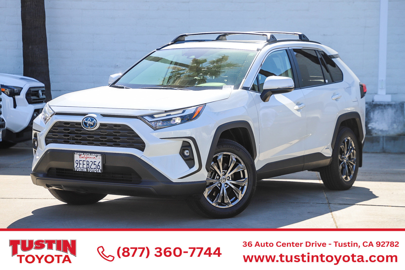 Certified 2023 Toyota RAV4 XLE Premium AWD/4WD image 1