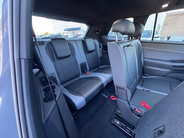 New 2027 Volkswagen Atlas SEL R-Line AWD/4WD image 29