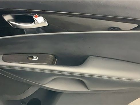 Used 2020 Kia Sorento AWD V6 image 25