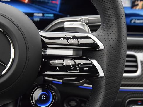 Used 2025 Mercedes-Benz GLE 53 AMG 4MATIC image 25