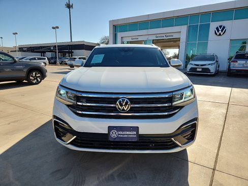 Used 2022 Volkswagen Atlas Cross Sport SEL R-Line image 2