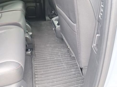 Used 2024 Honda Odyssey Sport image 22