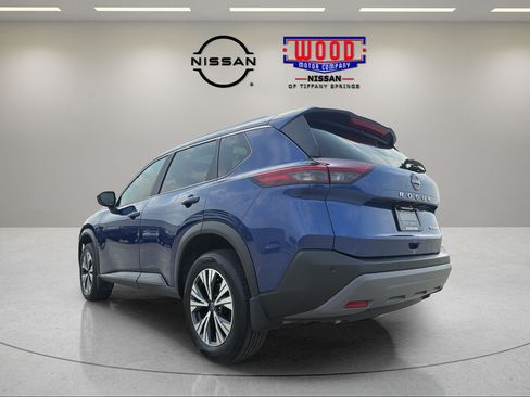 Certified 2023 Nissan Rogue SV w/ SV Premium B Package AWD/4WD image 4
