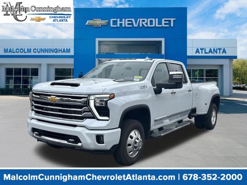 New 2026 Chevrolet Silverado 3500 High Country w/ Technology Package image 1