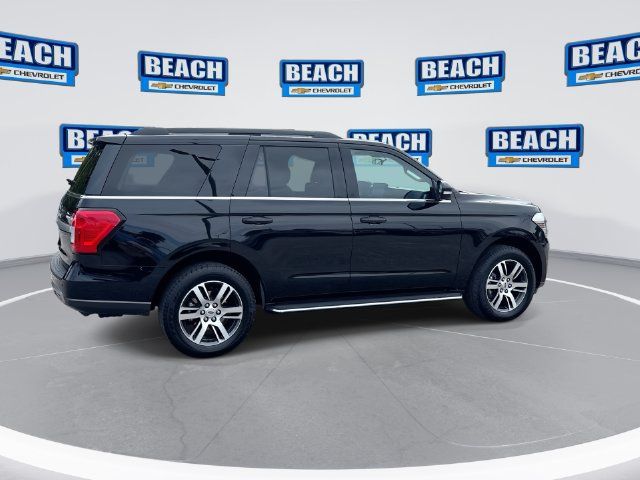 Used 2023 Ford Expedition XLT RWD image 9