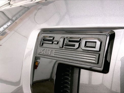 Used 2022 Ford F150 XLT w/ Equipment Group 302A High image 13