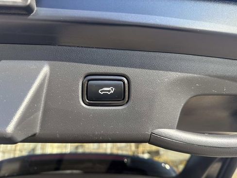 Used 2023 Hyundai Tucson Limited image 10